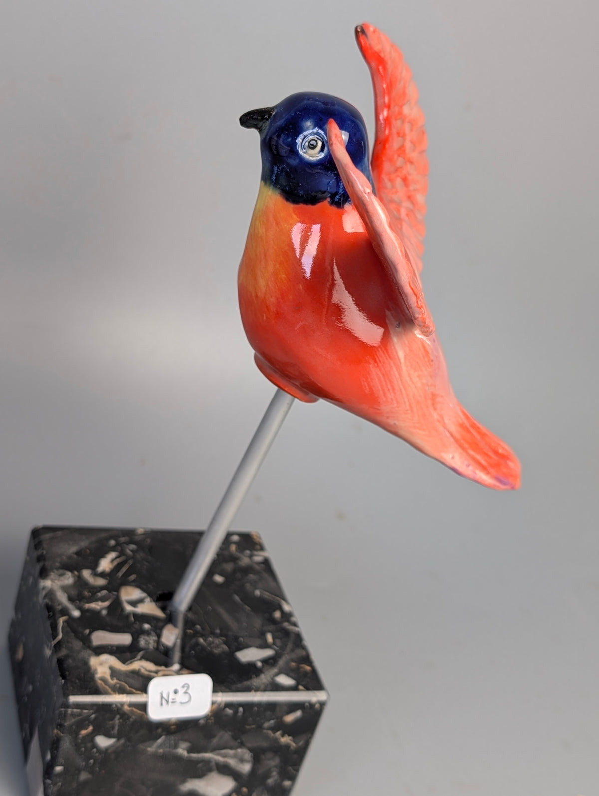 Oiseau en céramique - Pièce unique sculptée à la main (Collection L'Arbre aux 28 oiseaux)