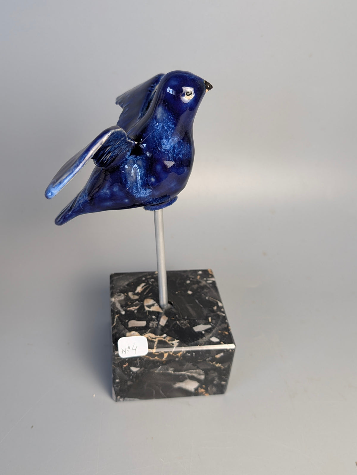 Oiseau en céramique - Pièce unique sculptée à la main (Collection L'Arbre aux 28 oiseaux)