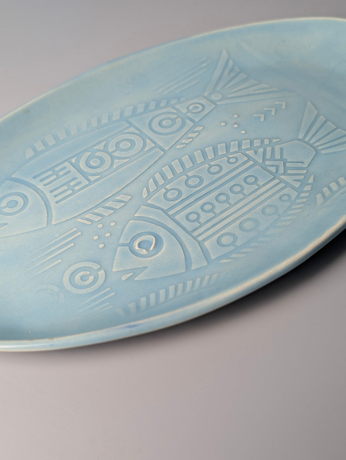 Grand Plat Ovale Poissons en Relief